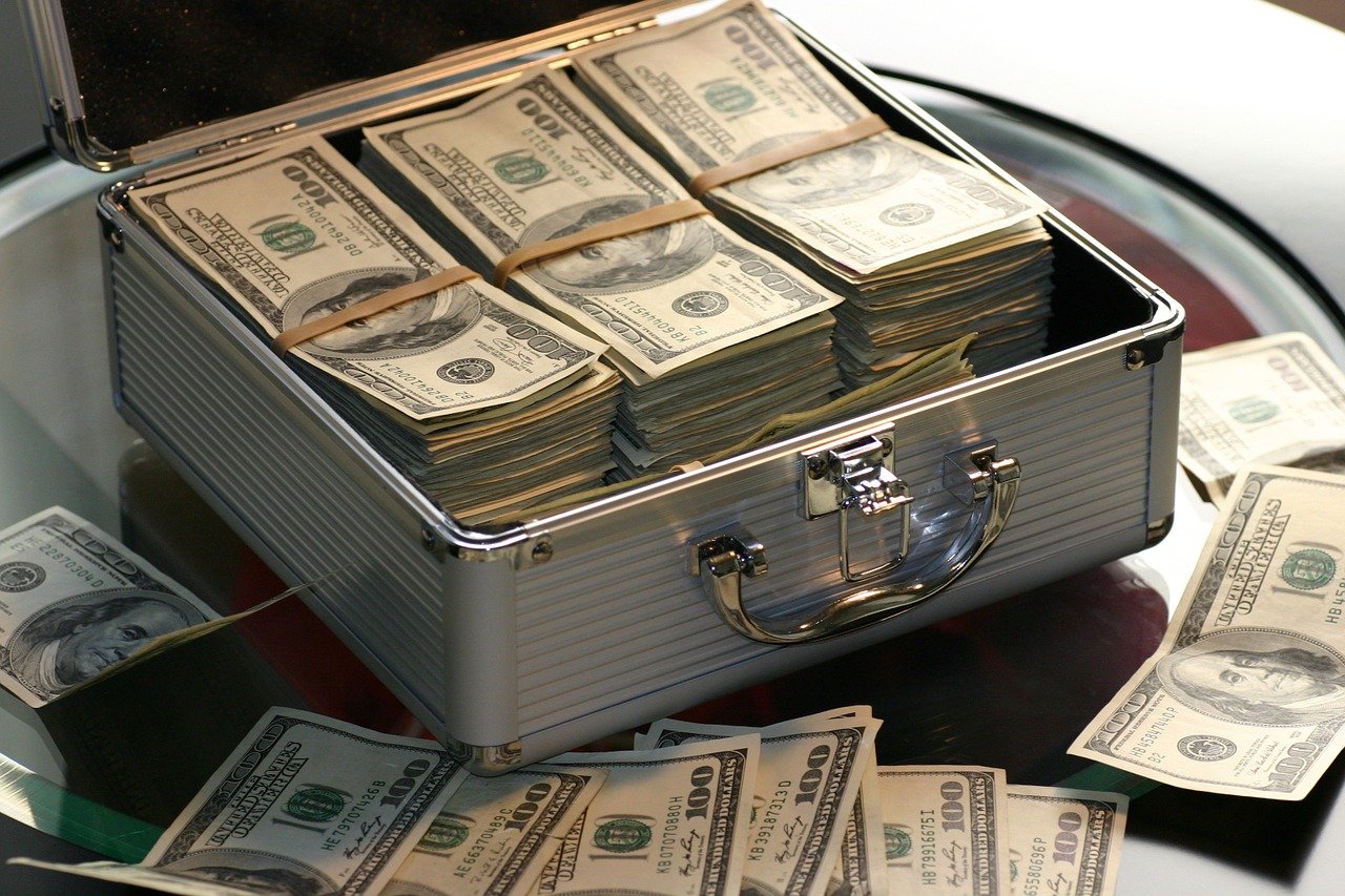 7 Ways to STOP Being Rich & Happy Derek Sivers&nbsp;founded CD Baby in 1998. CD Baby became the world’s largest